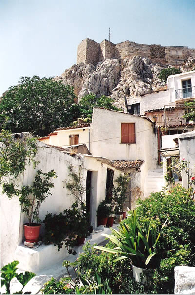 Athenes, au pied de l'acropole
